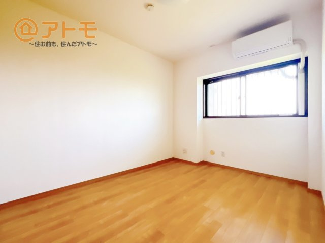 各居室に収納がついているので、部屋の中をすっきり見せることができますね！