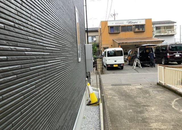 省エネ給湯器とは従来型の給湯器より熱効率が高く、少ない燃料でたくさんのお湯を沸かすことが出来る高効率な給湯器のことを指します。また、省エネ給湯器には種類があり、利便性や効果なども様々です。