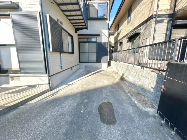 駐車場　一台駐車可能です♪