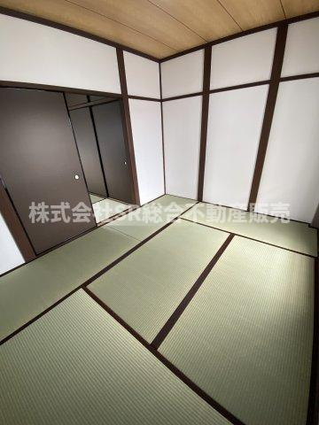 使い勝手のいい寝室です