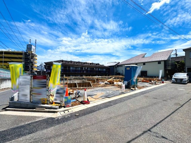 商業施設が充実した生活利便性の高い立地。スーパーやドラッグストア、コンビニなど多彩な買物施設が身近に揃い、日々のお買い物も快適です。
