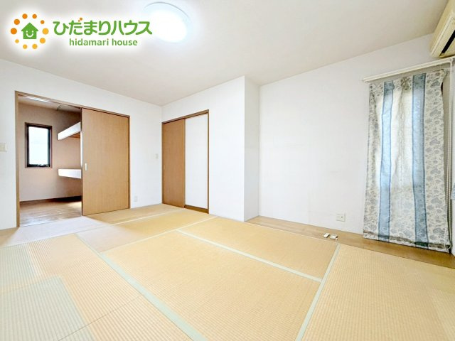 窓が多く、明るい空間を演出してくれます(*^^*)