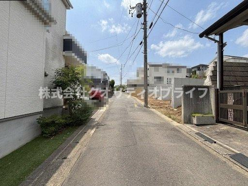 閑静な第一種低層住居専用地域で落ち着いた暮らし