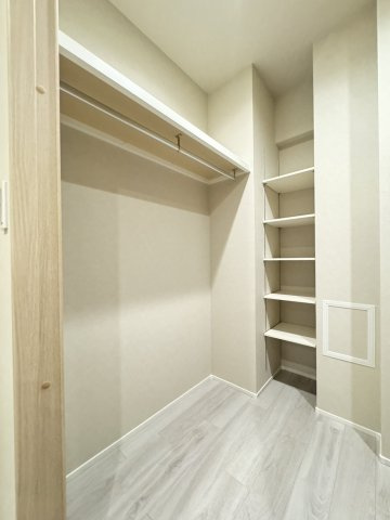 大物、小物、なんでもＯＫ。収納豊富なお部屋で家具の問題を解決できます。