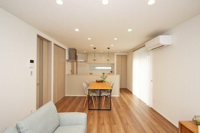 お掃除がしやすい！全室フローリングの4LDK！【プラン例】建物価格2040万円、建物面積106.46？