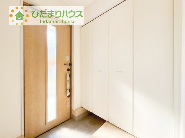 丁度良い靴箱のサイズ♪これだけあれば家族全員の靴がしまえてスッキリ(^O^)