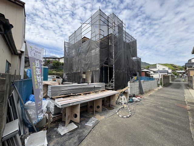現地写真。前面道路です。