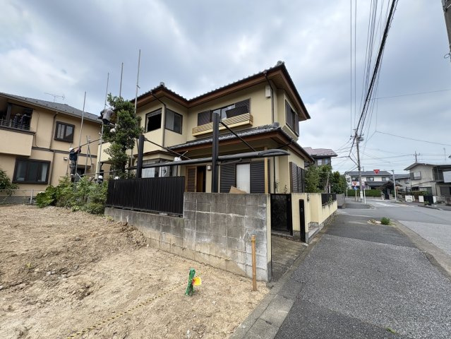 北東角地で開放感のある立地！敷地約49坪・更地渡し・自由設計で夢のマイホームはいかがでしょうか！建築条件なし・お好きなハウスメーカーで建築可能です！当社無料の間取り作成も承ります！