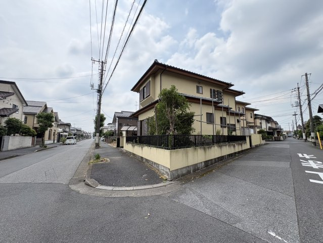 北東角地で開放感のある立地！敷地約49坪・更地渡し・自由設計で夢のマイホームはいかがでしょうか！建築条件なし・お好きなハウスメーカーで建築可能です！当社無料の間取り作成も承ります！
