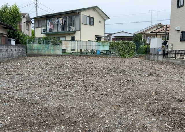 人が暮らすうえで日光は大切な要素となります。日当たりの良さは譲れないポイントですね。併せて近くに大きな建築物の建築予定がないか、あるいはそれが可能な土地が近くにないか事前に確認することもお勧めします。