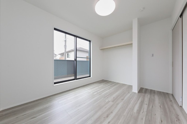 【塔野一丁目の洋室】