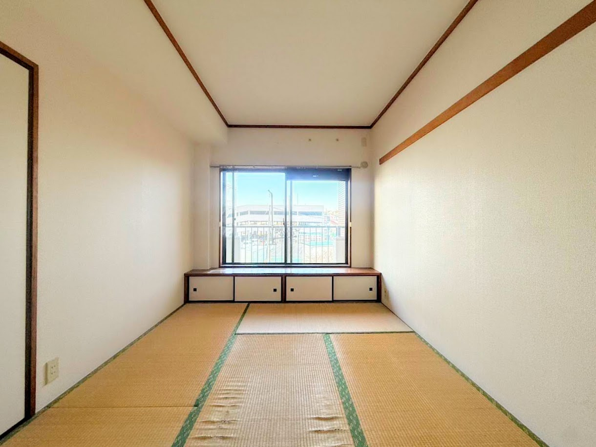 ◆柔らかい陽光が差し込む明るいお部屋を演出する設計。彩光の取れる窓が気持ちの良いお部屋を創り上げます。