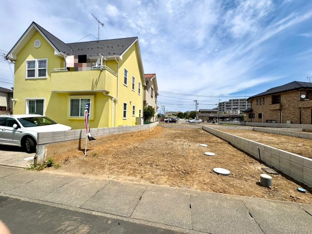 1号地　南西道路に面し陽当り良好！敷地約38坪・自由設計で夢のマイホームはいかがでしょうか！建築条件なし・お好きなハウスメーカーで建築可能です！
