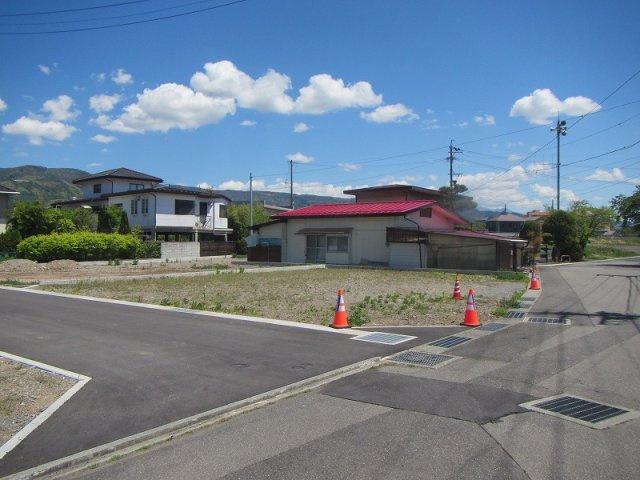 外観と前面道路