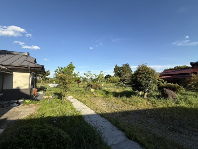 簡単な家庭菜園も楽しめるお庭です