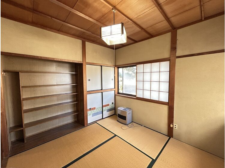 玄関横和室