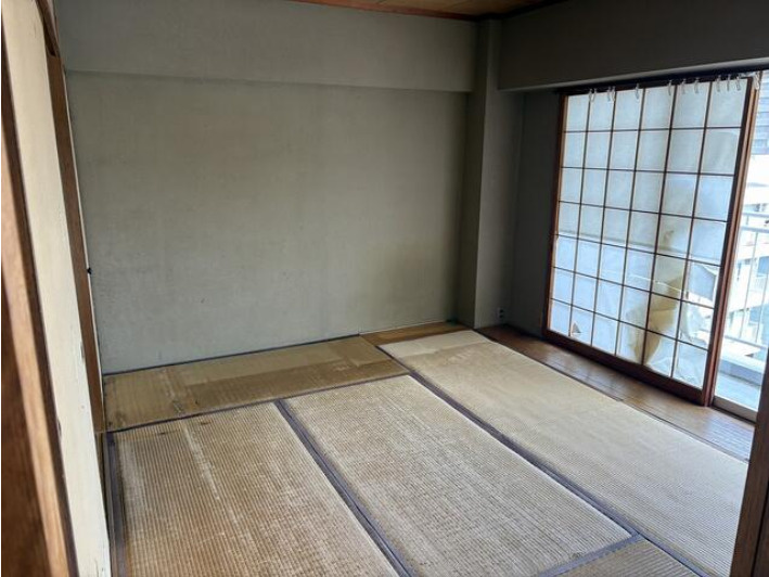 個室は和室（6帖・4.5帖）と洋室（5帖）があります☆
