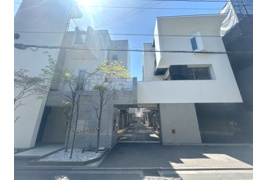 プリオーレ27二条駅前の外観