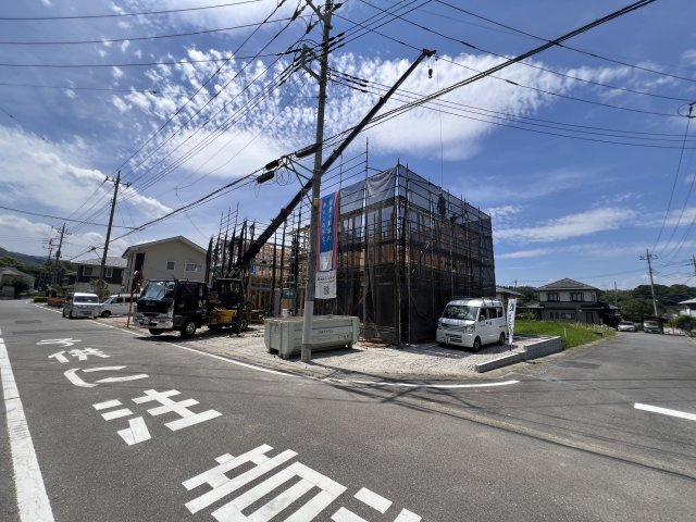 南東側接道幅員約5.9ｍ　北東側接道幅員約5.9ｍ