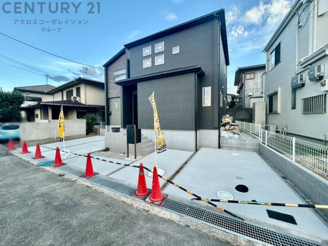 食洗機・浄水器蛇口付システムキッチンなど住宅設備も充実。