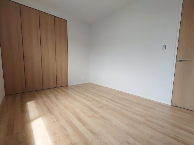 大きな収納があり、お部屋がすっきり片付きそうです！