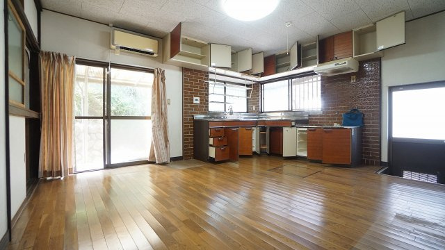 ◎家族団らんで楽しいお食事、調理も快適なオール電化調理器