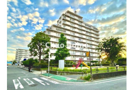 綾瀬グランドハイツの外観
