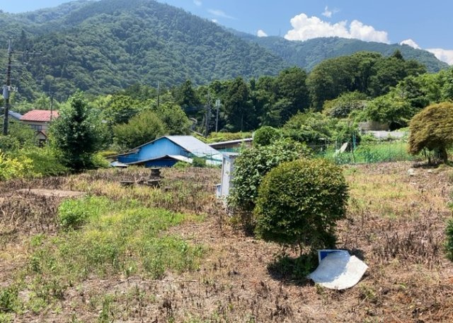 家を建てる前提で土地を探している場合、地盤の丈夫さは譲れない条件の一つです。地盤が脆弱だと追加工事が必要となります。また、過去に地盤沈下や液状化現象を起こした土地は、できるだけ避けた方がいいでしょう。