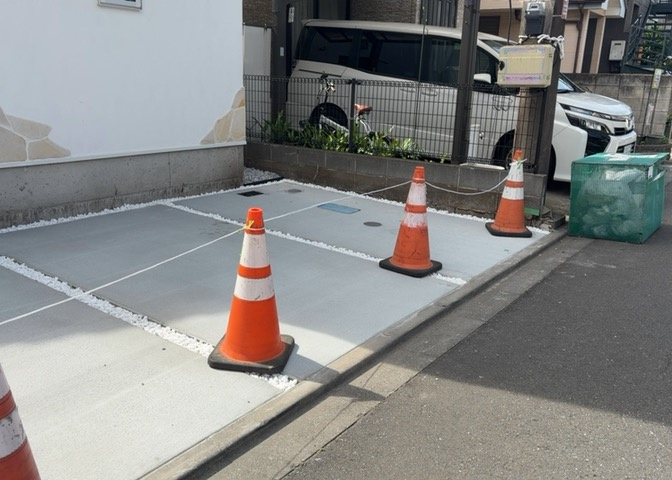 庭があることでガーデニングや家庭菜園はもちろん、こどもの遊び場やペットを放して遊ぶことができます。また、家の周囲に余裕があるということです。隣地との間があれば、十分な日当たりと、風通しが確保できます。