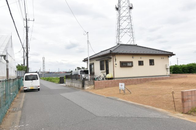 敷地約60坪・自由設計で夢のマイホームはいかがでしょうか・お好きなハウスメーカーで建築可能です！出羽小学校まで徒歩約9分(700ｍ)！お気軽にお問い合わせください！