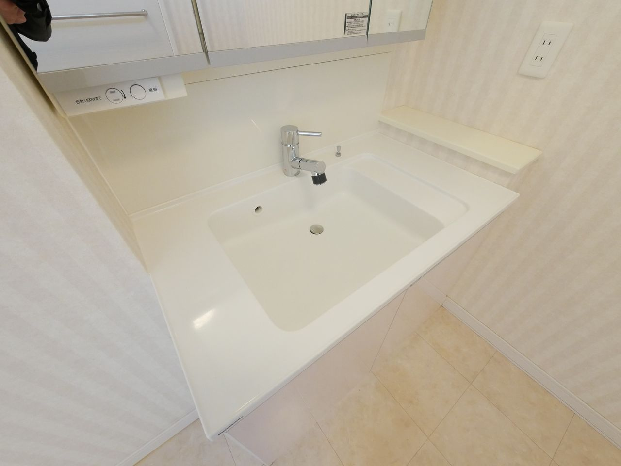 まだまだ綺麗で使用可能な洗面台