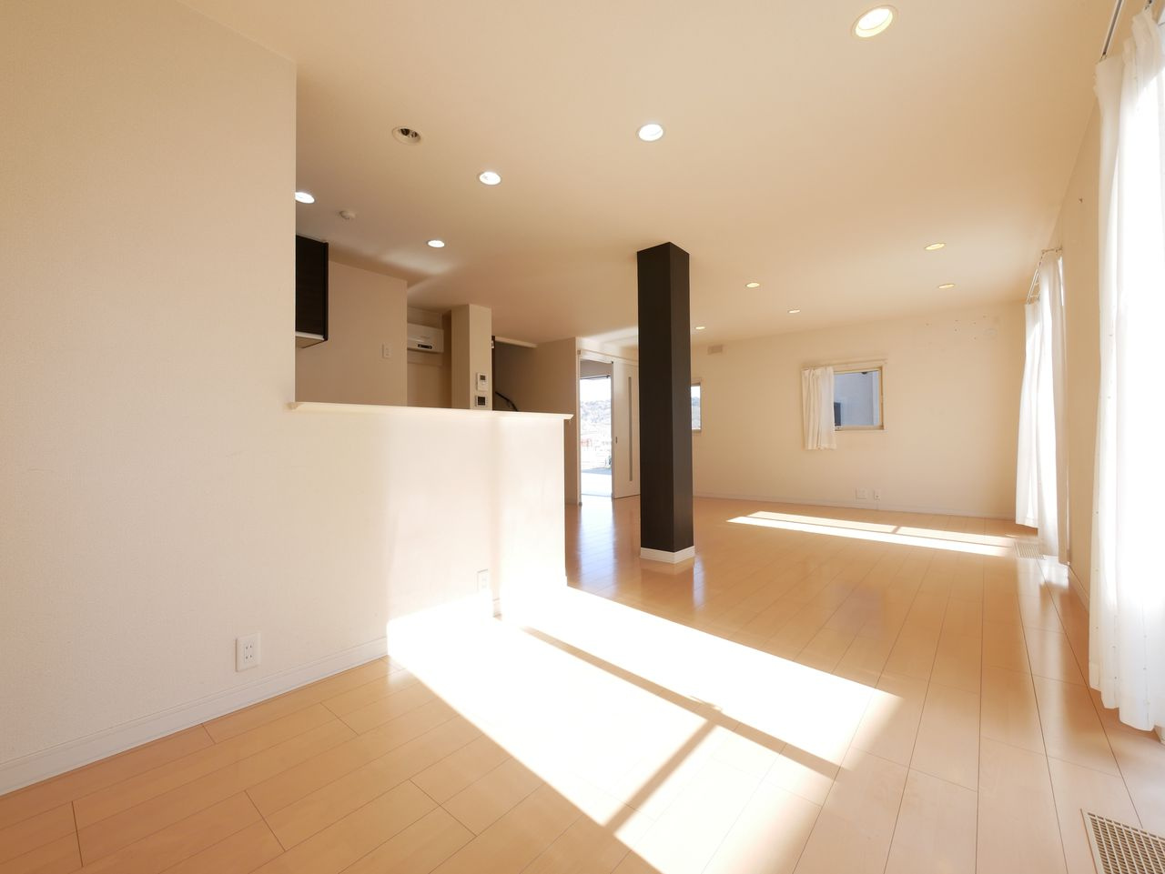 便利なカウンターキッチン