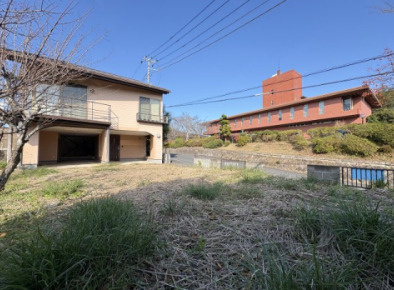 広々としたお庭です。バーベキュ－や家庭菜園も楽しめそうです。