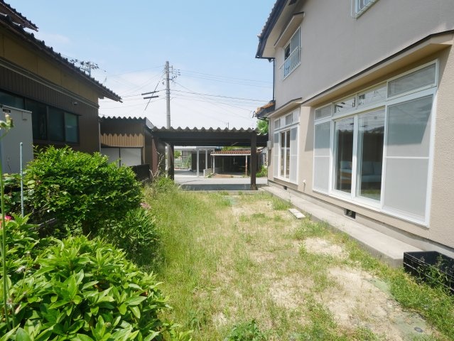 水栓もついてますので用途の幅が広がります♪