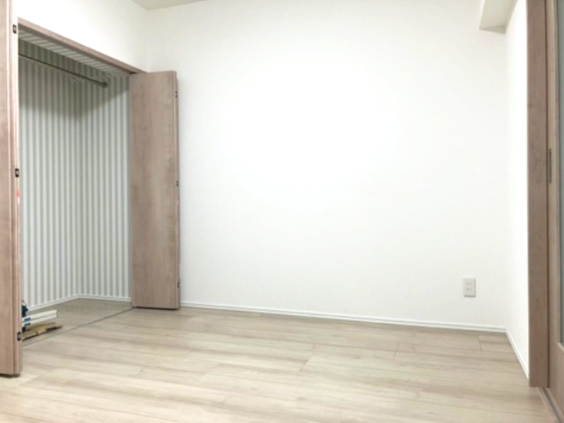 スタンダードな洋室です