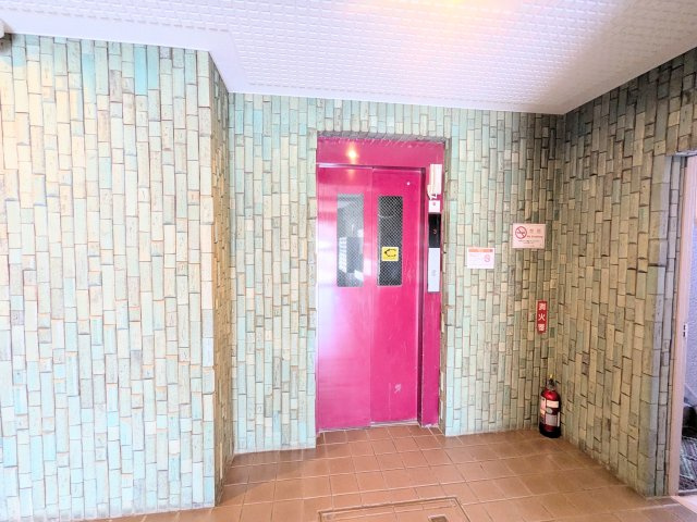 ～エレベーター写真～