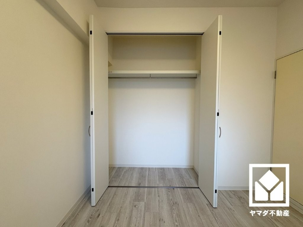 エントランスは、住まいの顔。美しさと機能性を兼ね備えた空間が、上質な暮らしへと誘います。