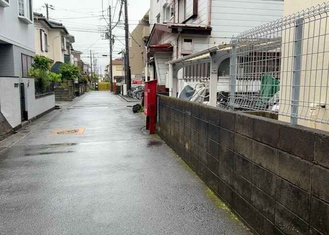 マンションの駐輪場は、事前に空きがあるか確認を取ると安心です。せっかく入居したのに駐輪スペースがない！なんてことになったら大変ですよね。そこで、内見時や購入前にはまず事前に確認しておくと良いでしょう。