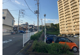 東建座間ハイツ4号棟の外観