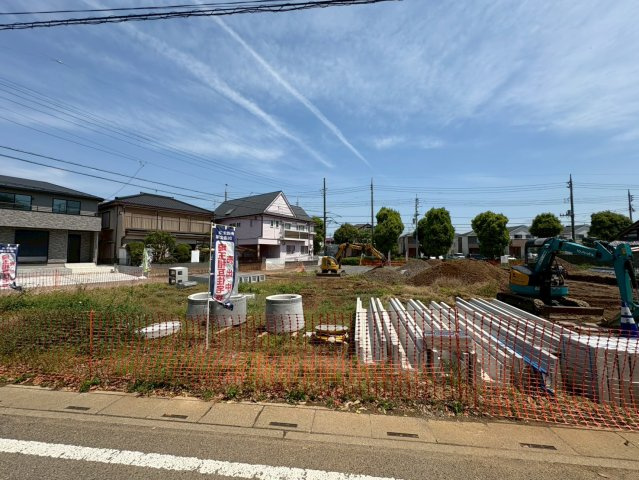 対象地：G区画　全10区画　　間取り・外観・設備まで自由にプランニング可能。暮らし方に合わせた住まいをご提案できます。花田小学校まで徒歩約4分(270ｍ)、毎日の通学がしやすい住環境です。