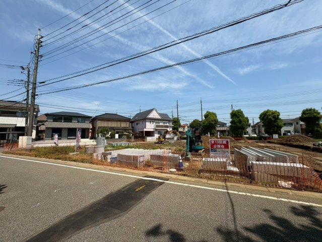 対象地：G区画　全10区画　　間取り・外観・設備まで自由にプランニング可能。暮らし方に合わせた住まいをご提案できます。花田小学校まで徒歩約4分(270ｍ)、毎日の通学がしやすい住環境です。