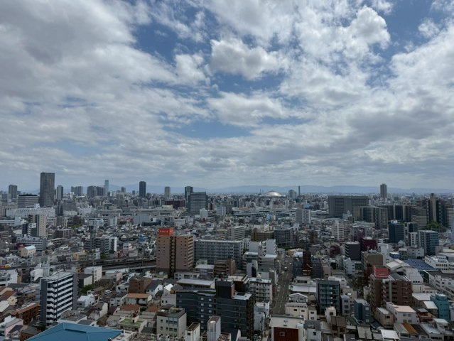 【物件からの眺望】周辺に高層建築物がないため、抜けた眺望が満喫可能☆