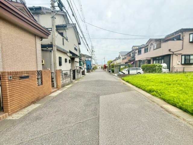 南東道路に面し陽当り良好！敷地約51坪・自由設計で夢のマイホームはいかがでしょうか！希望の間取りが叶いやすい整形地です！建築条件なし・お好きなハウスメーカーで建築可能です！