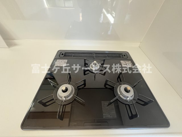 3口コンロがあります