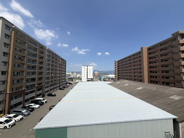 【眺望】南東向き、陽当たり眺望良好です。
