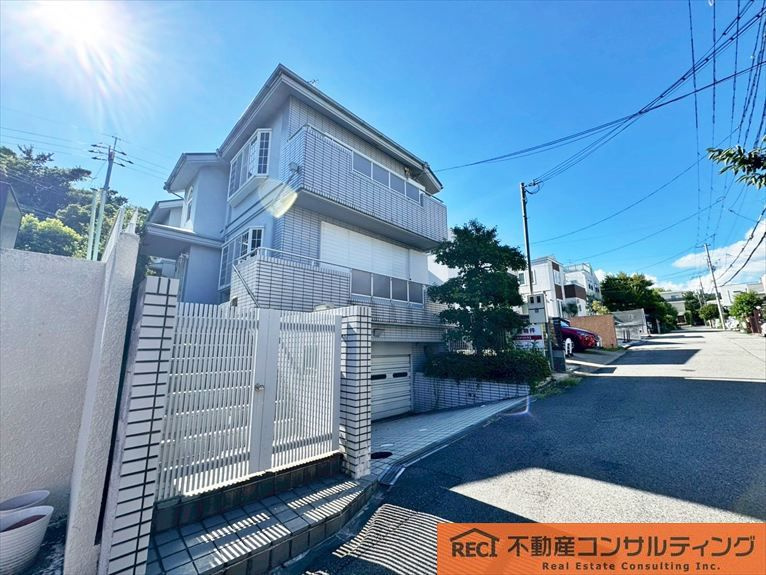 外観：328000621498