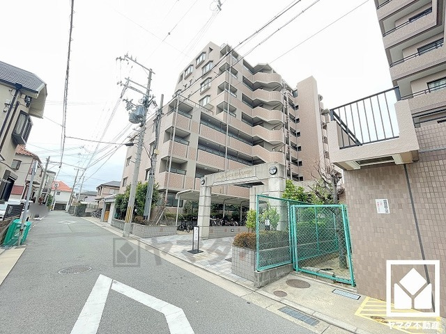 全居室フローリングでお掃除ラクラクです。全居室にクローゼットもございますので、お部屋の広さを最大限に活用できます。