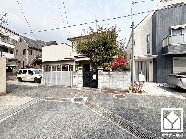 南西向きで陽当たり良好です。