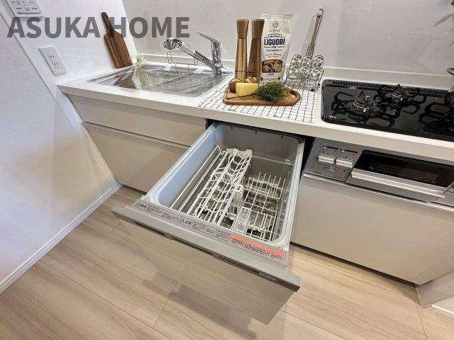 家事の時短にも役立つ食器洗浄乾燥機を標準装備。