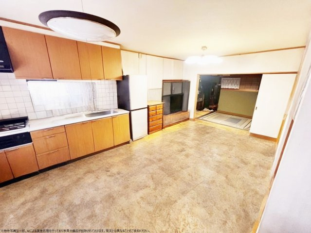 ※物件写真は一部、AIによる画像処理を行っており家具や備品が削除されております。現況とは異なることをご承知ください。